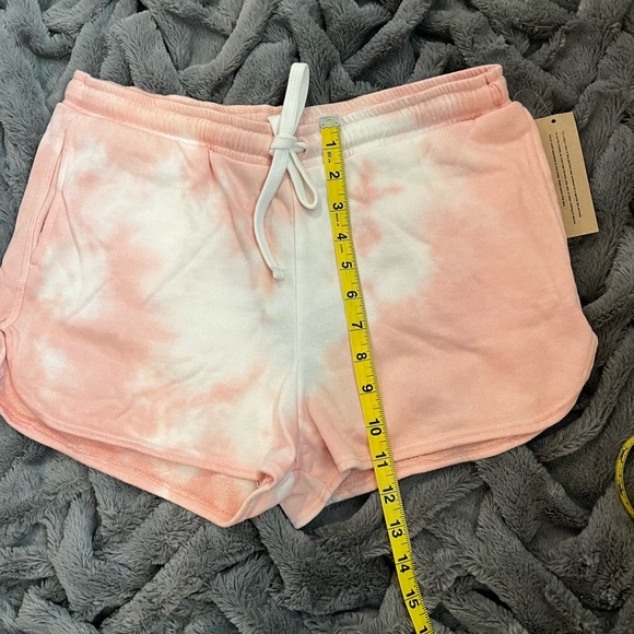 NWT Tye Dye Short Set by Project Social T Size Small - Picture 13 of 16